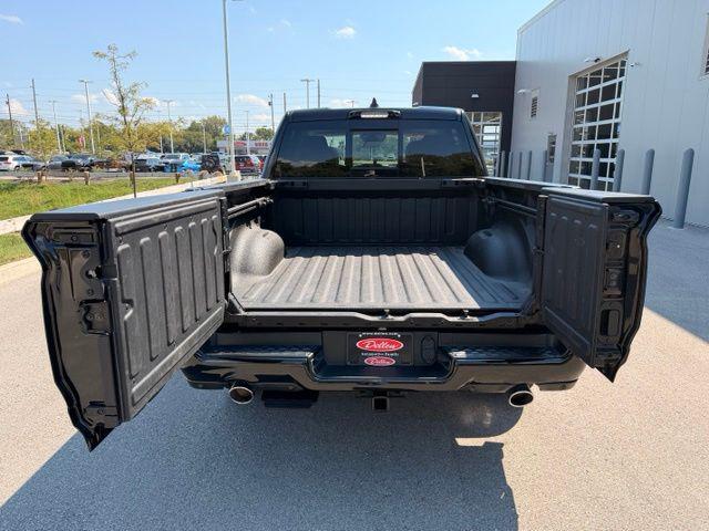 2024 Ram 1500 Limited Crew Cab 4x4 57 Box