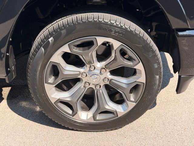 2024 Ram 1500 Limited Crew Cab 4x4 57 Box