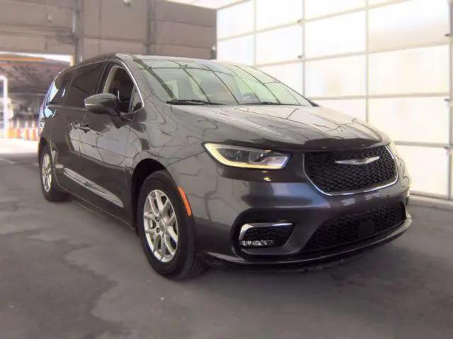 2023 Chrysler Pacifica Touring L for sale in Charlotte, NC