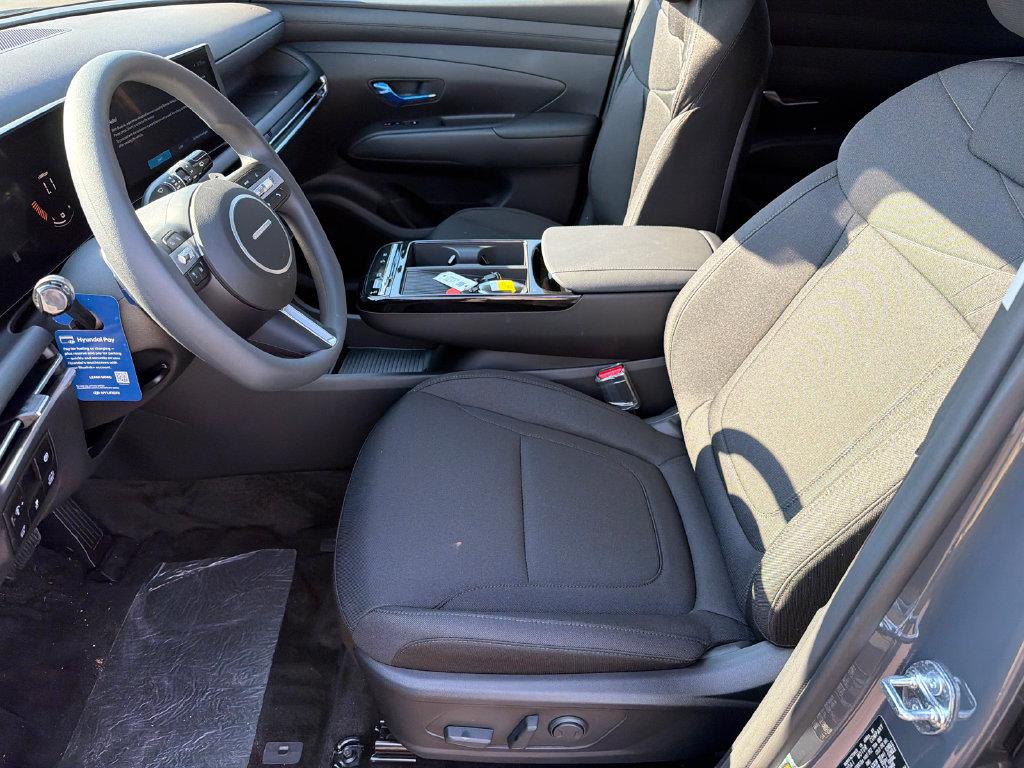 New 2026 Gray HYUNDAI SEL AWD image 10