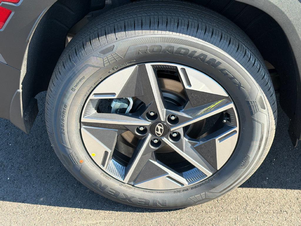 New 2026 Gray HYUNDAI SEL AWD image 18