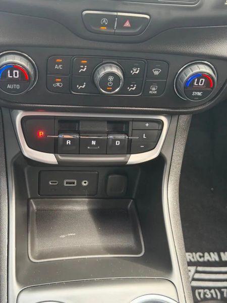 2022 GMC Terrain AWD SLE