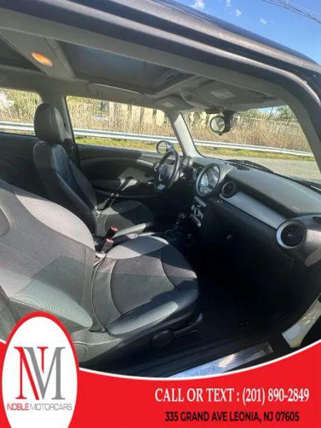 2010 MINI Cooper Cooper