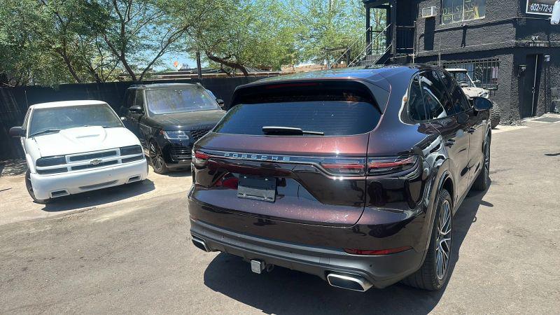 2020 Porsche Cayenne Base