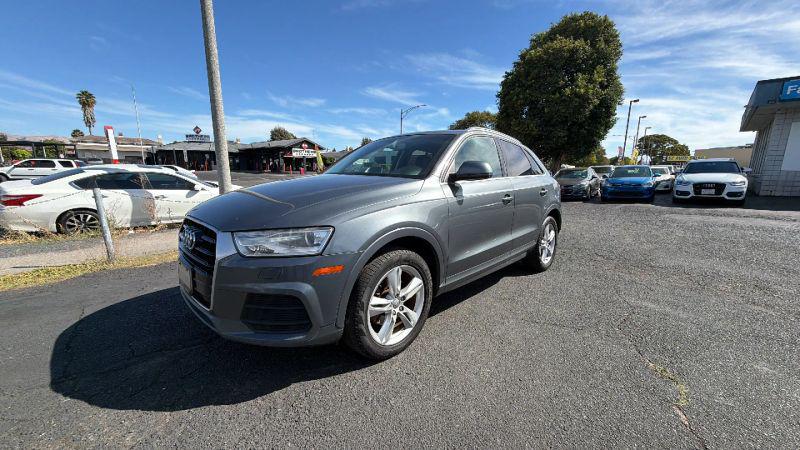 2016 Audi Q3 2.0T Progressiv