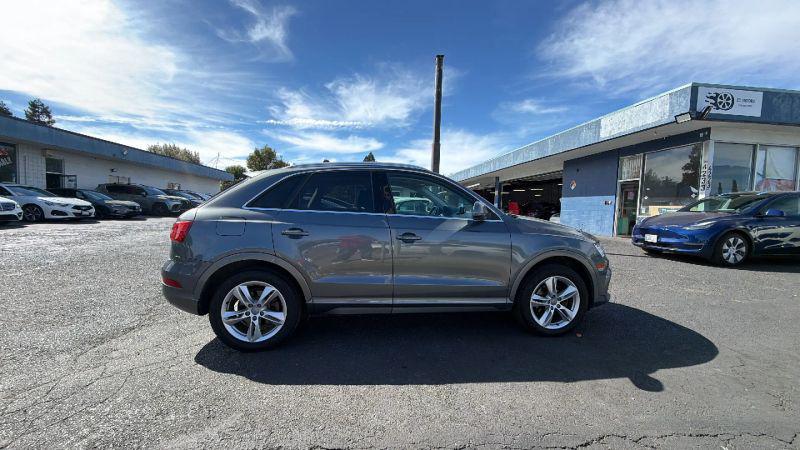 2016 Audi Q3 2.0T Progressiv