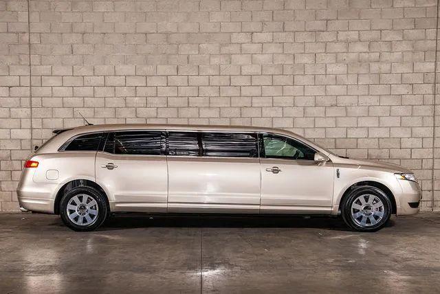 2017 Lincoln MKT Limo/Hearse