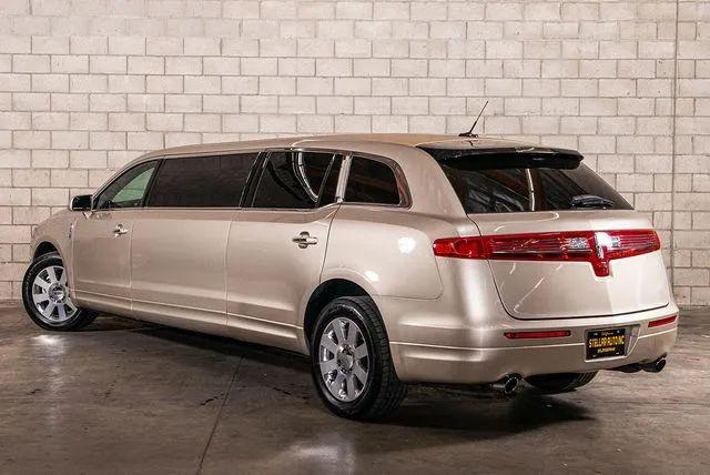 2017 Lincoln MKT Limo/Hearse