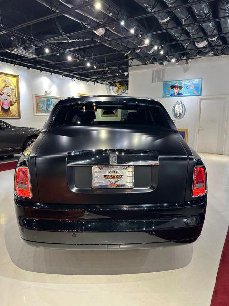 2006 Rolls-Royce Phantom Base