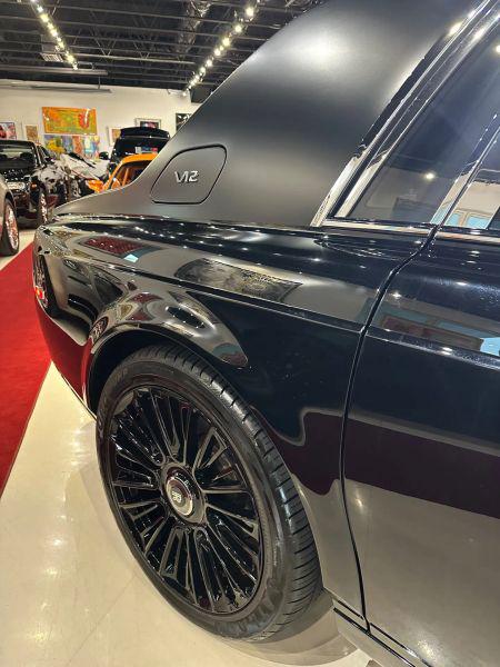 2006 Rolls-Royce Phantom Base