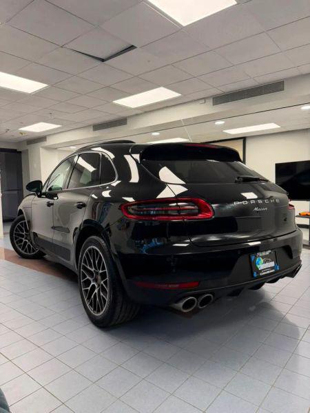 2018 Porsche Macan Sport Edition