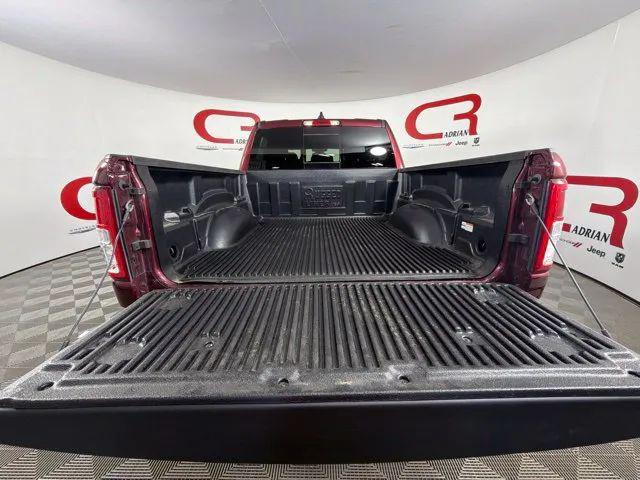 2019 Ram 1500 Big Horn/Lone Star Crew Cab 4x4 57 Box