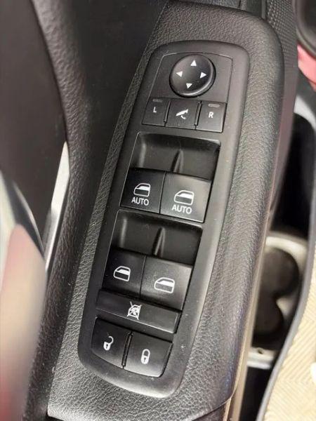 2019 Ram 1500 Big Horn/Lone Star Crew Cab 4x4 57 Box