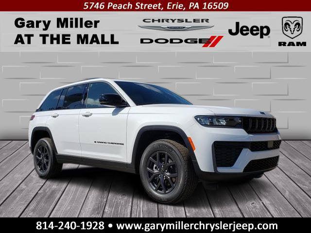 2027 Jeep Grand Cherokee GRAND CHEROKEE LAREDO ALTITUDE 4X4