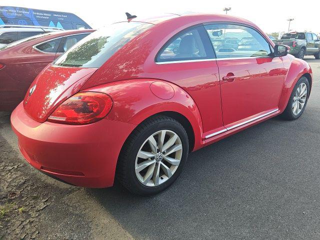 2014 Volkswagen Beetle 2.0L TDI 2014 Volkswagen Beetle 2.0L TDI