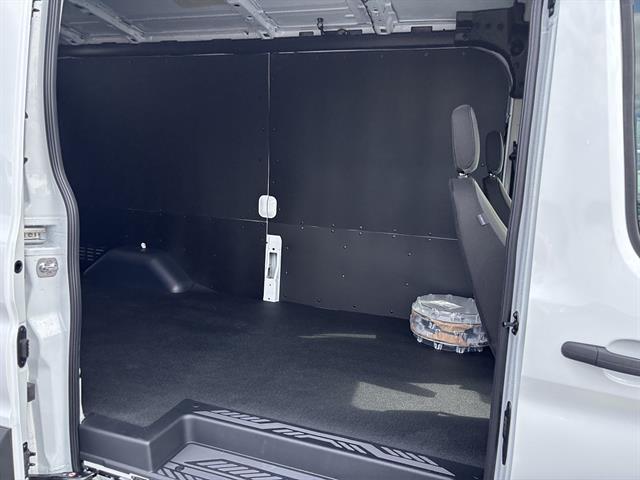 2026 Ford Transit Cargo Van T-250 148 Med Rf 9150 GVWR AWD