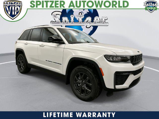 2027 Jeep Grand Cherokee Laredo Altitude for sale in St Marys, PA