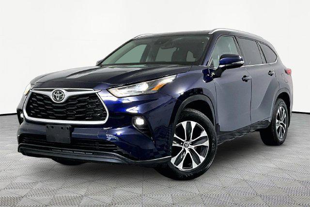 Used 2022 Toyota Highlander XLE For Sale in Olive Branch, MS