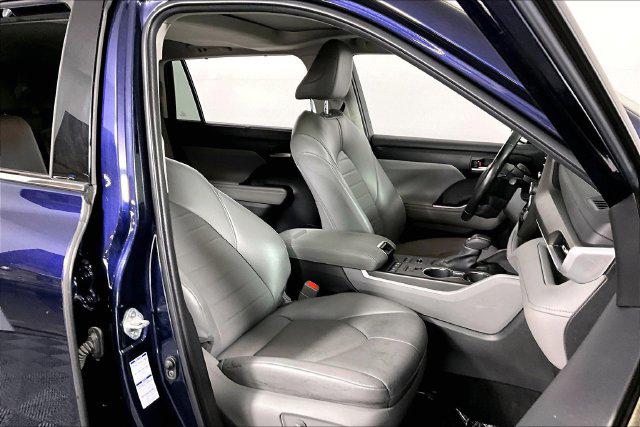 Used 2022 Toyota Highlander XLE For Sale in Olive Branch, MS