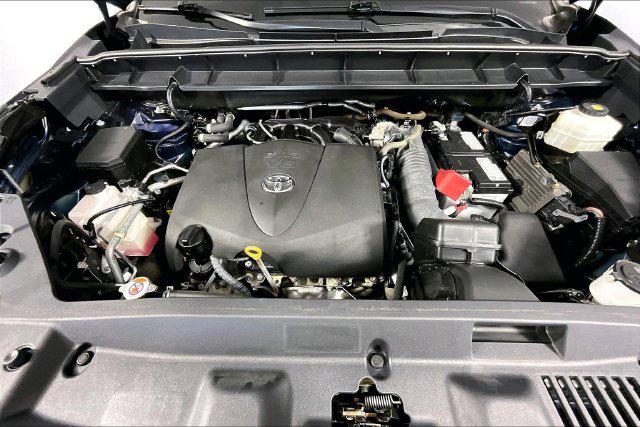 Used 2022 Toyota Highlander XLE For Sale in Olive Branch, MS