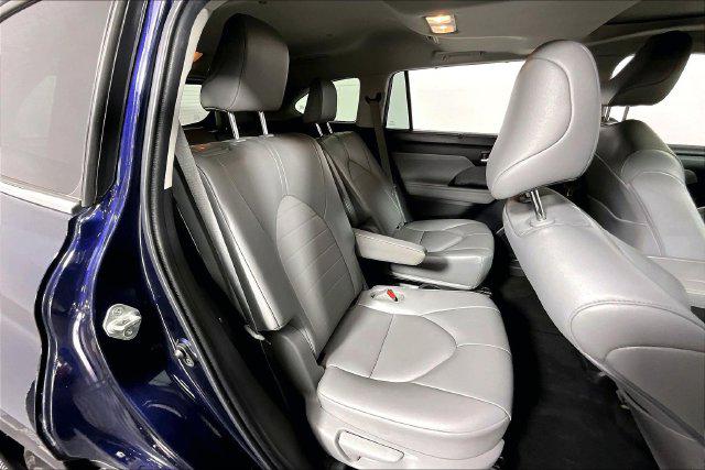 Used 2022 Toyota Highlander XLE For Sale in Olive Branch, MS