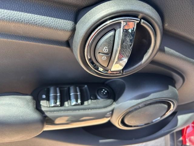 2015 MINI Hardtop Cooper