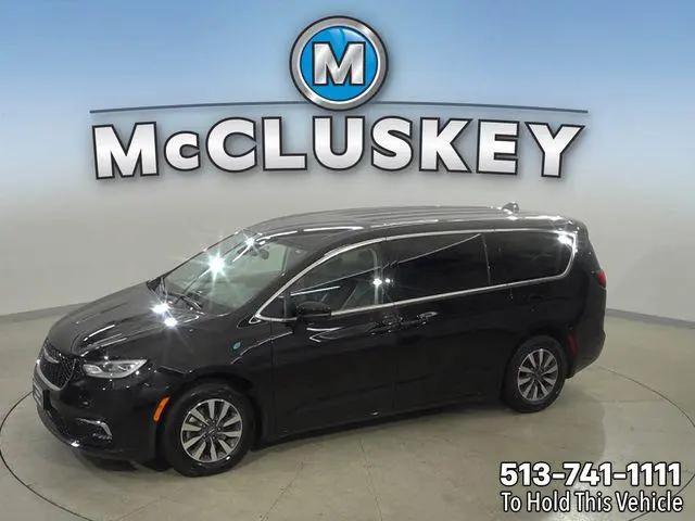 2024 Chrysler Pacifica Hybrid Select for sale near Cincinnati, OH
