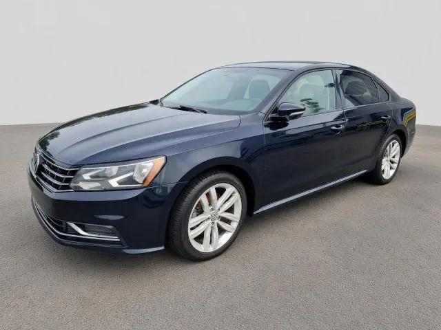 2019 Volkswagen Passat 2.0T Wolfsburg Edition for sale in Waukegan, IL