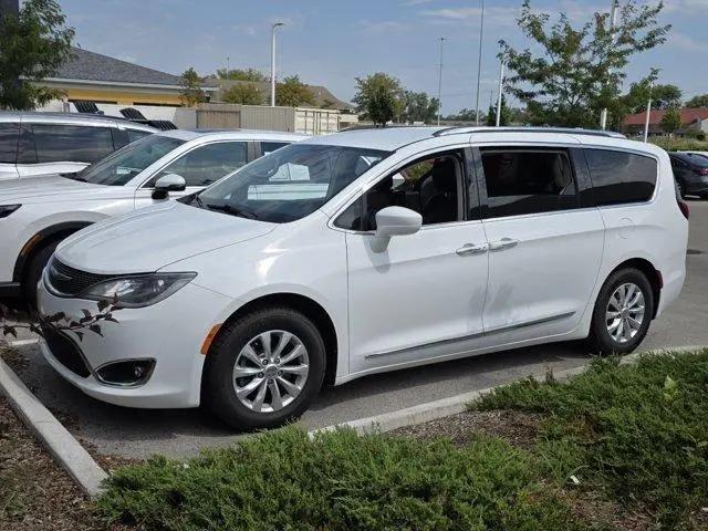 2018 Chrysler Pacifica Touring L for sale in Maumee, OH