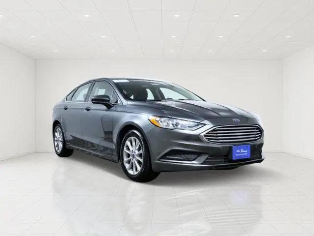 2017 Ford Fusion SE for sale in Apple Valley, MN