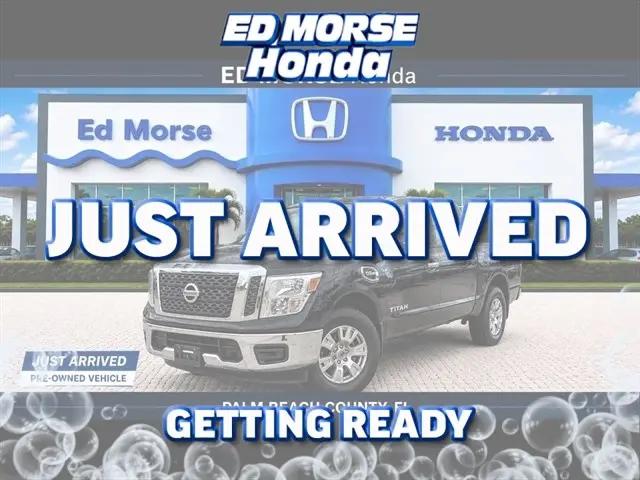 2017 Nissan Titan SV for sale in Riviera Beach, FL