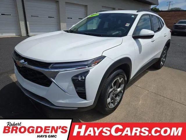 2025 Chevrolet Trax FWD LT for sale in Hays, KS