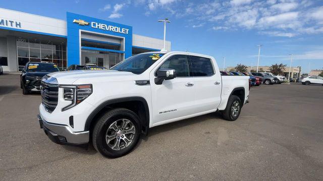 2025 GMC Sierra 1500 2WD Crew Cab Short Box SLT