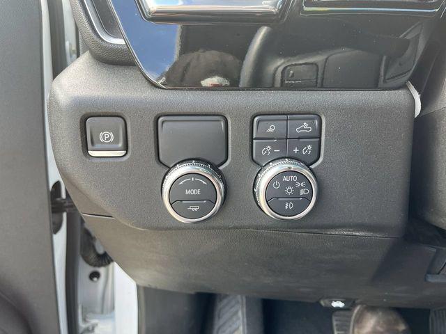 2025 GMC Sierra 1500 2WD Crew Cab Short Box SLT
