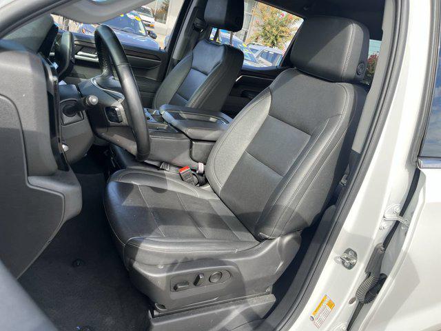 2025 GMC Sierra 1500 2WD Crew Cab Short Box SLT
