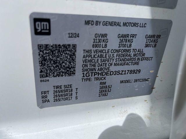 2025 GMC Sierra 1500 2WD Crew Cab Short Box SLT