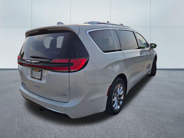 2021 Chrysler Pacifica Touring L AWD