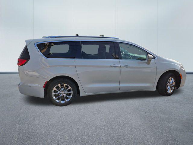2021 Chrysler Pacifica Touring L AWD