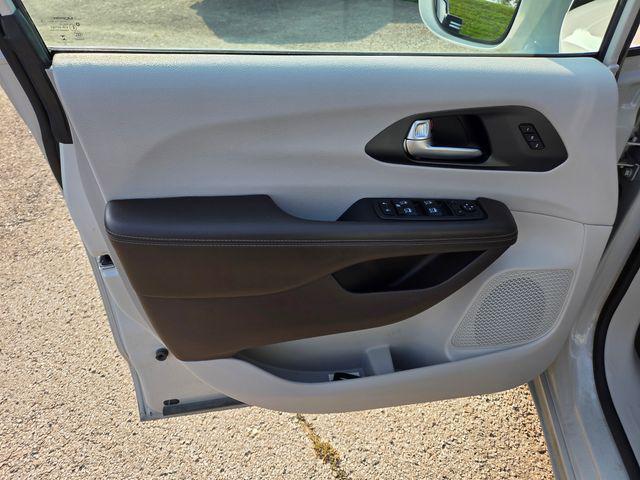 2021 Chrysler Pacifica Touring L AWD