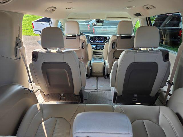2021 Chrysler Pacifica Touring L AWD
