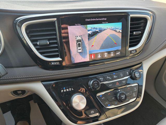2021 Chrysler Pacifica Touring L AWD