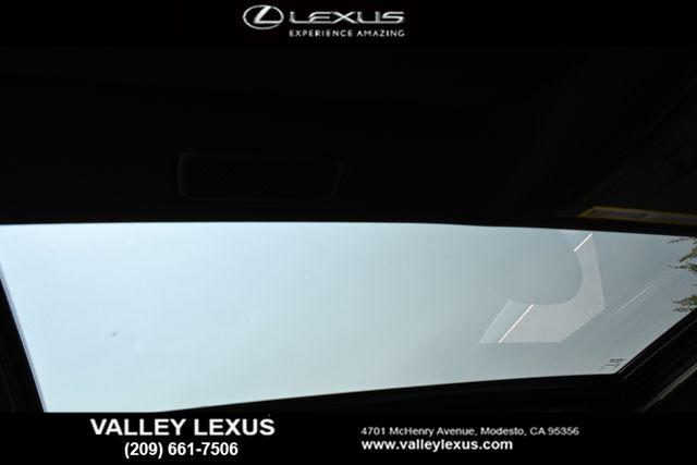 2023 Lexus ES 300h 300h