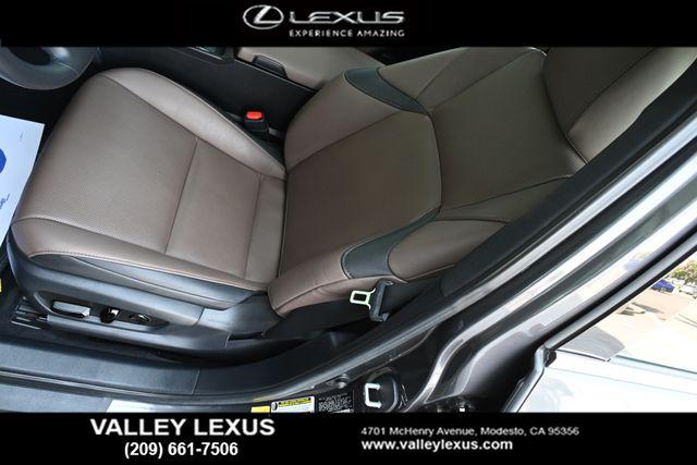 2023 Lexus ES 300h 300h