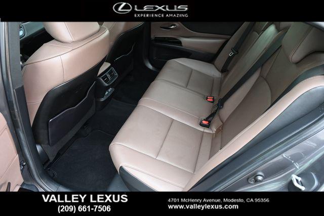 2023 Lexus ES 300h 300h