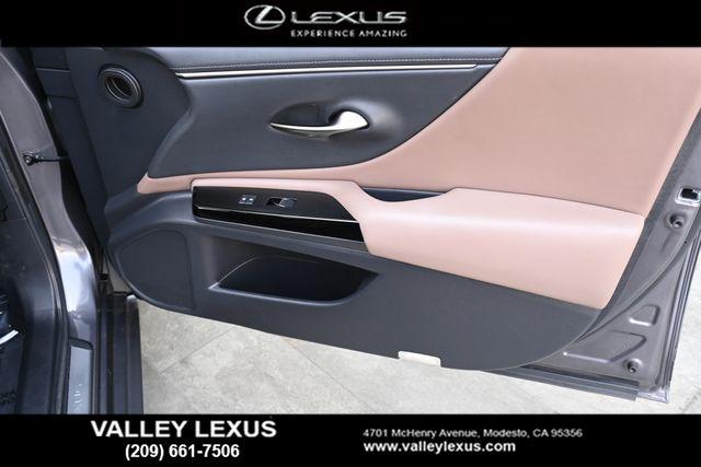 2023 Lexus ES 300h 300h