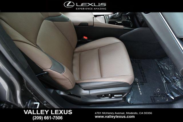 2023 Lexus ES 300h 300h