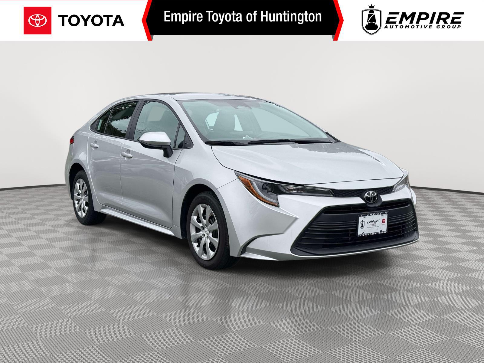 Classic Silver Metallic 2025 Toyota Corolla Sedan Front-Wheel Drive Automatic