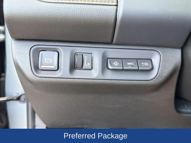 2023 GMC Acadia AWD AT4