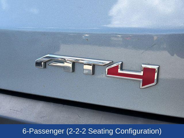 2023 GMC Acadia AWD AT4