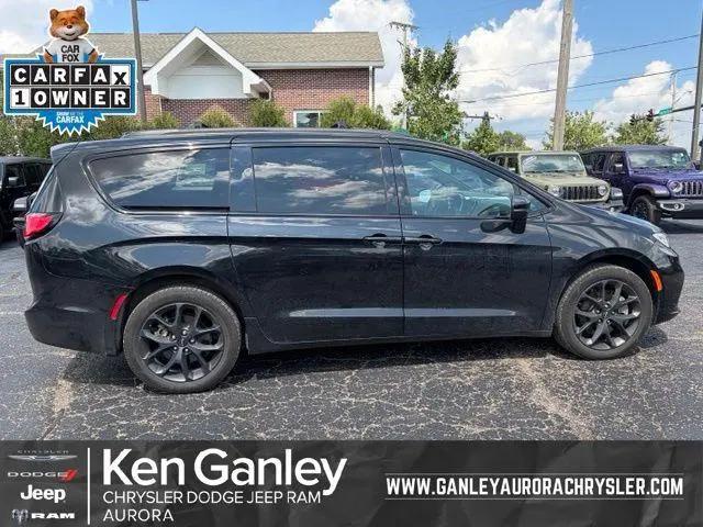 2023 Chrysler Pacifica Touring L AWD for sale in Aurora, OH